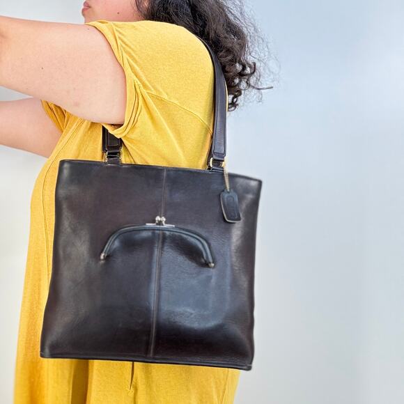 Vintage Coach Skinny Tote 9546 Brown Leather Handbag Purse - Picture 12 of 12